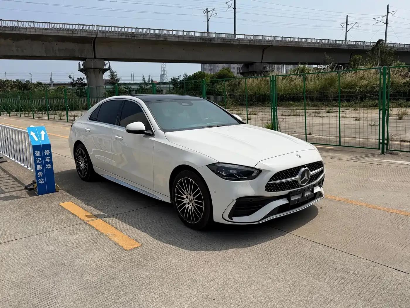 Mercedes-Benz C-Class 2023 Facelift C 260 L Sport Edition — миниатюра 2