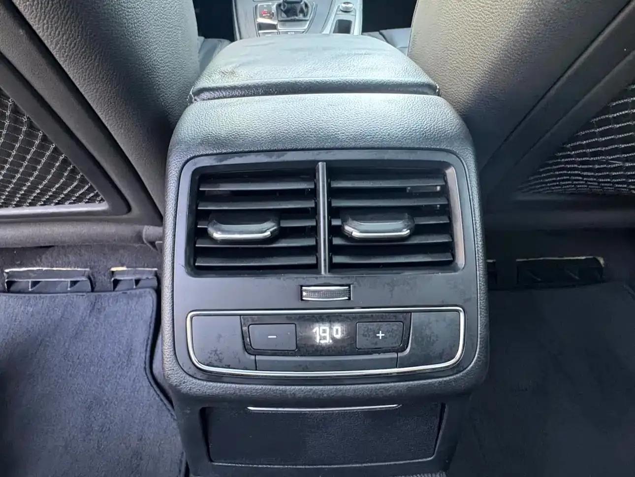 Audi A4L 2022 40 TFSI Fashion Dynamic Edition — миниатюра 10