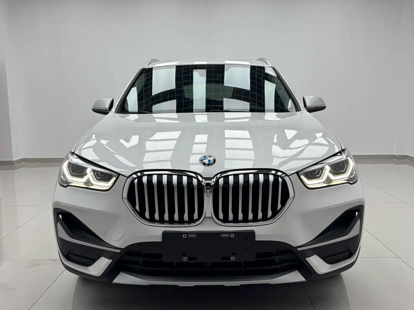 BMW X1 2022 sDrive20Li Fashion Edition — миниатюра 2