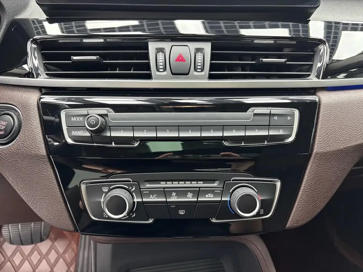 BMW X1 2022 sDrive20Li Fashion Edition — миниатюра 11