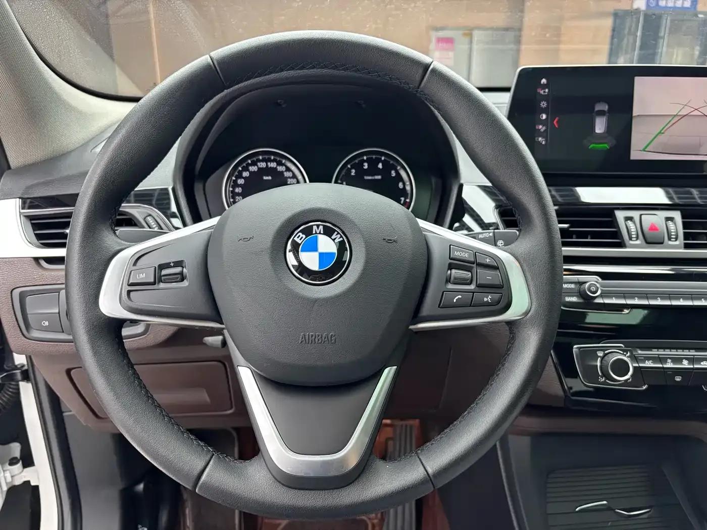 BMW X1 2022 sDrive20Li Fashion Edition — миниатюра 9