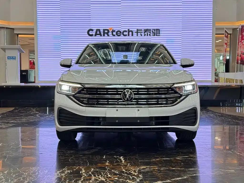 2025 Volkswagen Sagitar Facelift 300TSI DSG Flying Edition — миниатюра 3