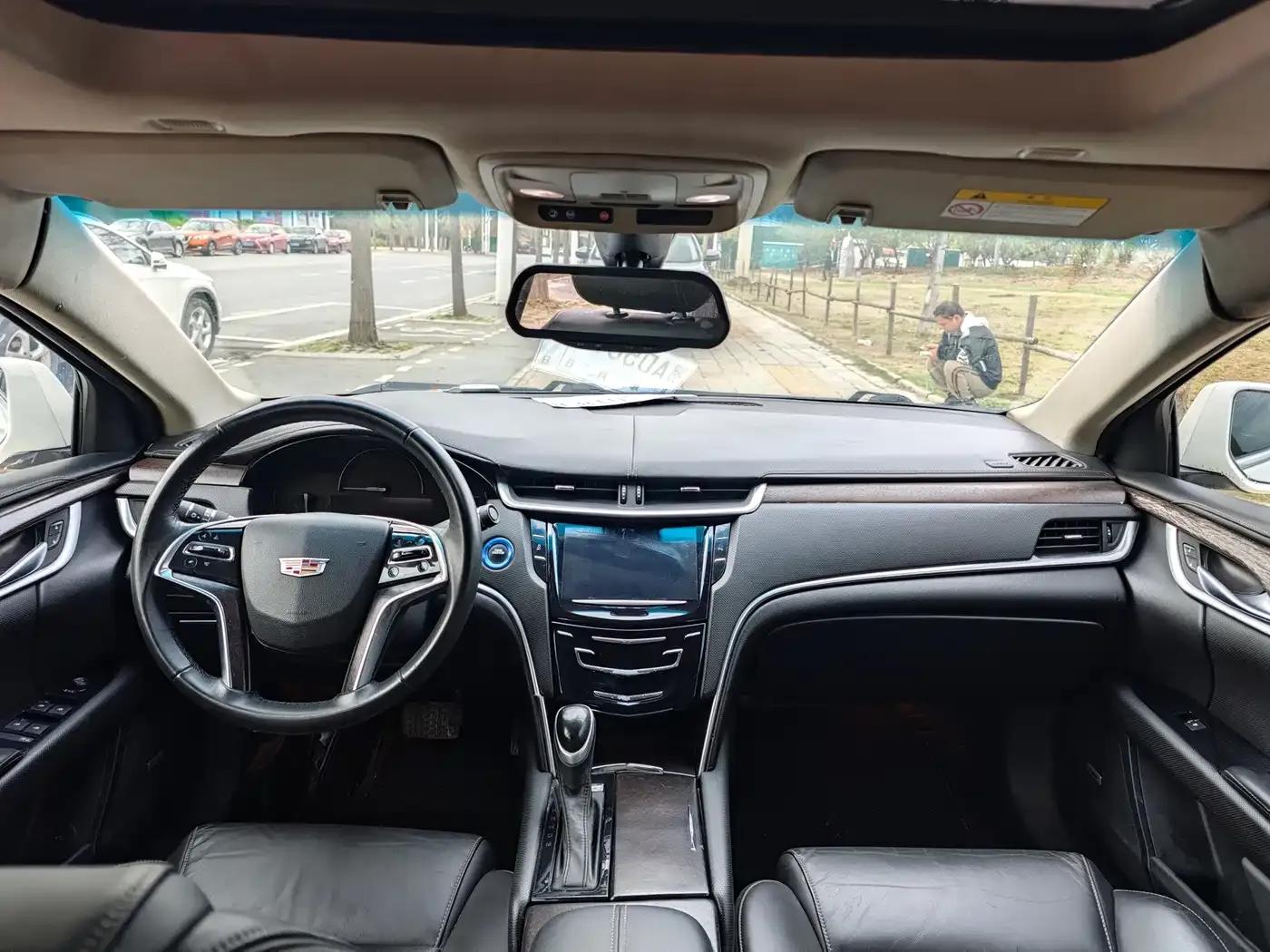 2018 Cadillac XTS 28T Elite — миниатюра 4