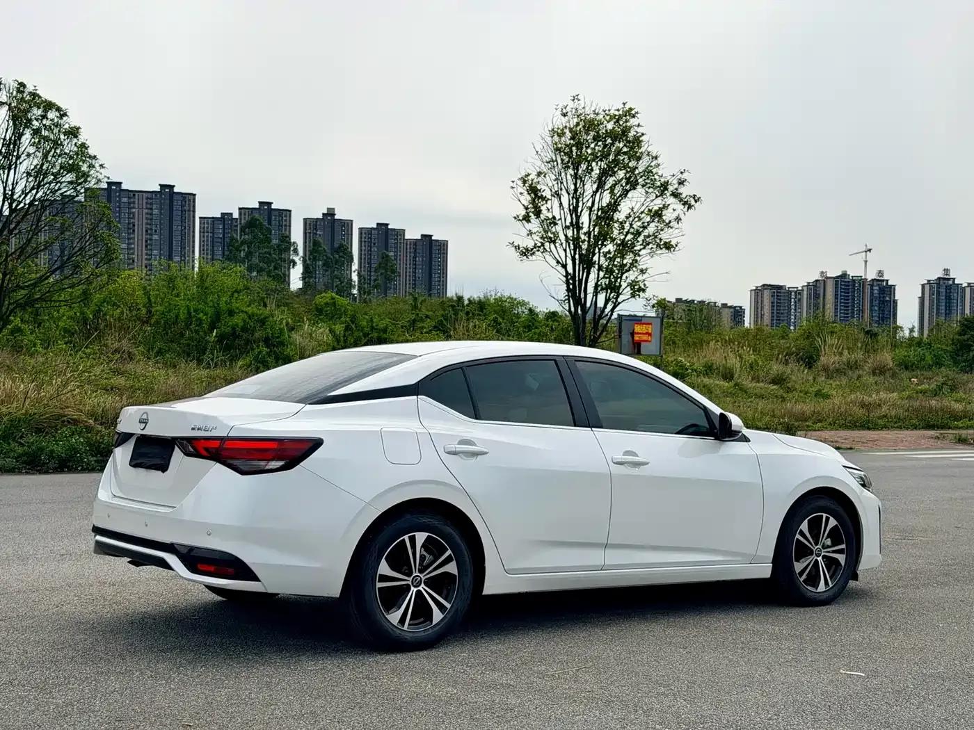 Nissan Sylphy 2023 1.6L CVT Enjoy Edition — миниатюра 6