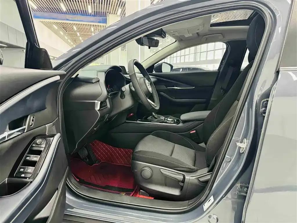 Mazda CX-30 2020 2.0L Automatic Elegance Edition — миниатюра 11