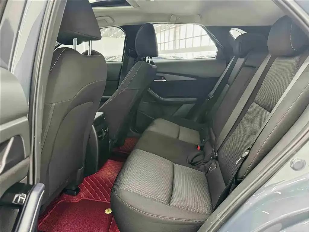 Mazda CX-30 2020 2.0L Automatic Elegance Edition — миниатюра 18