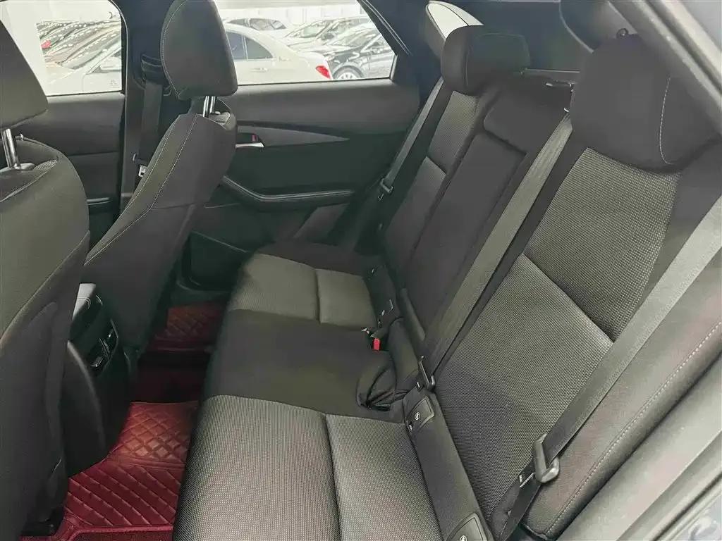 Mazda CX-30 2020 2.0L Automatic Elegance Edition — миниатюра 19