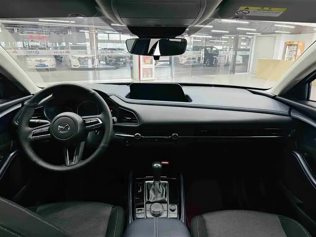 Mazda CX-30 2020 2.0L Automatic Elegance Edition — миниатюра 20