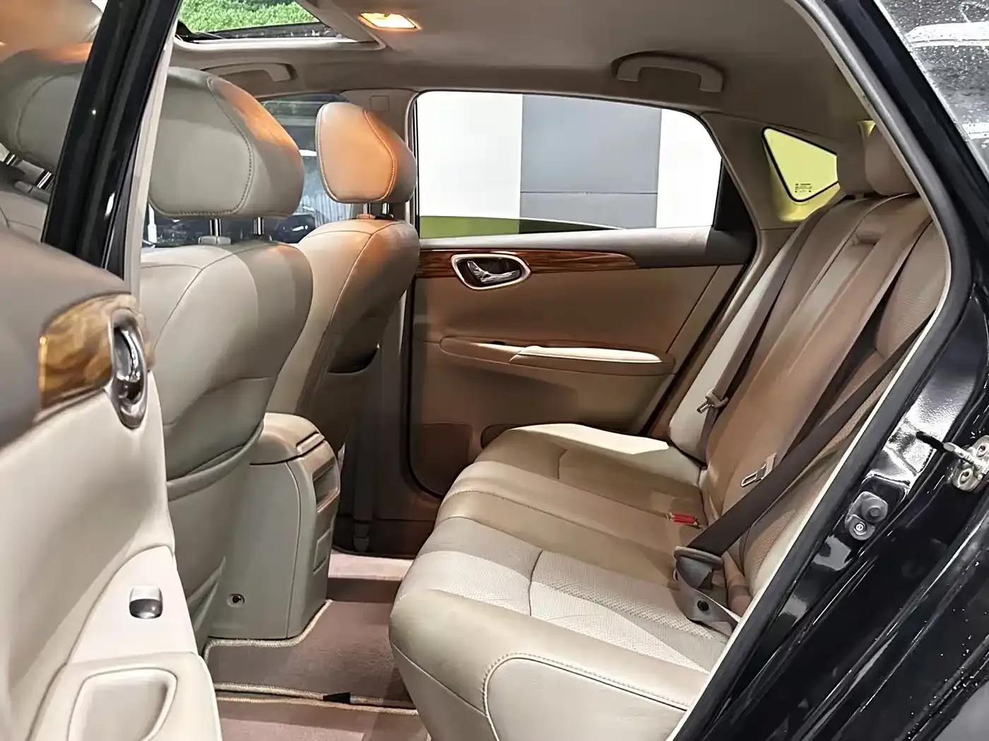 Nissan Sylphy 2012 1.6XL CVT Luxury Edition — миниатюра 5