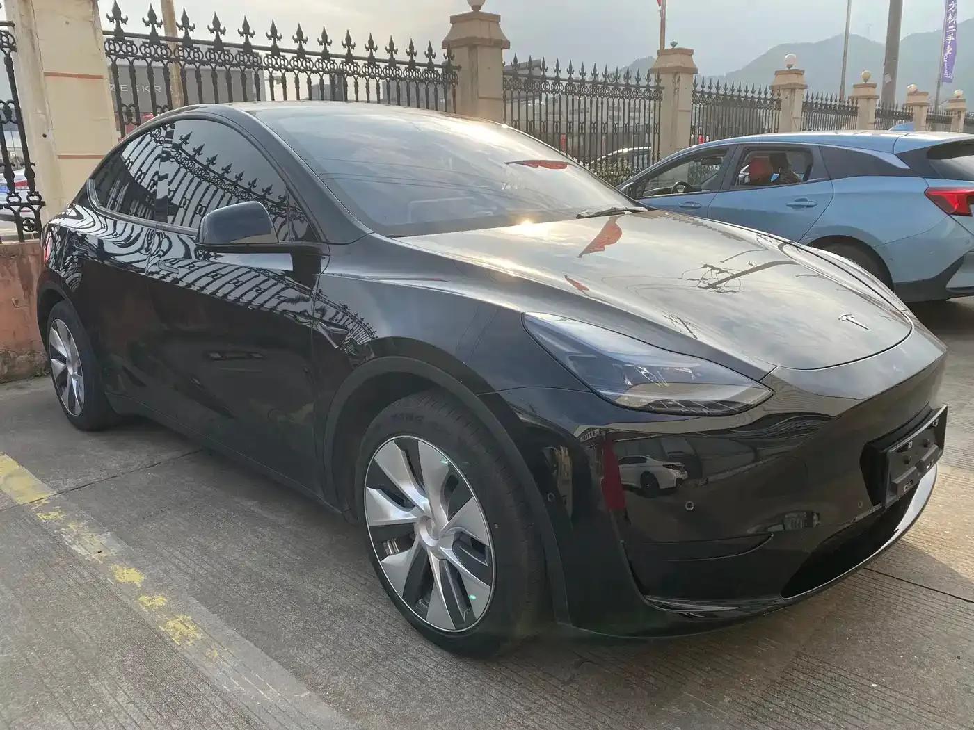 Model Y 2022 Facelift Rear-Wheel Drive Version — миниатюра 3