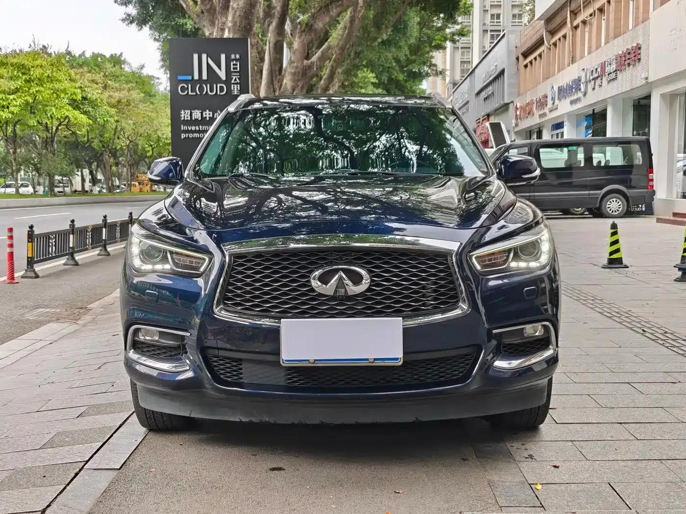 Infiniti QX60 (Imported) 2018 2.5 S/C Hybrid 2WD Champion Family Edition — миниатюра 3