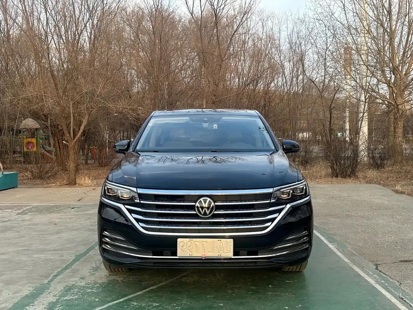 Viloran 2023 380TSI Premium Edition — миниатюра 2