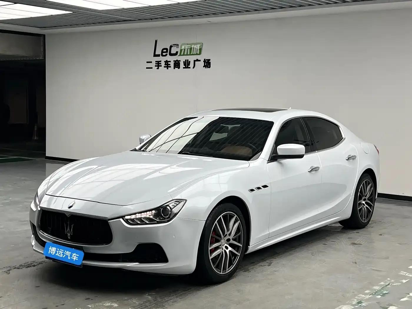 2014 Ghibli 3.0T Standard Edition — миниатюра 1