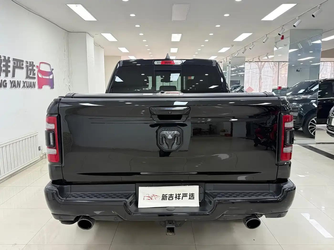 RAM Trucks 2020 1500 5.7L Sport Edition — миниатюра 16