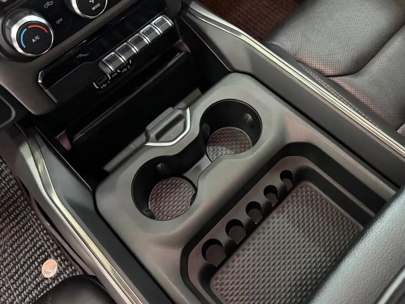 RAM Trucks 2020 1500 5.7L Sport Edition — миниатюра 7