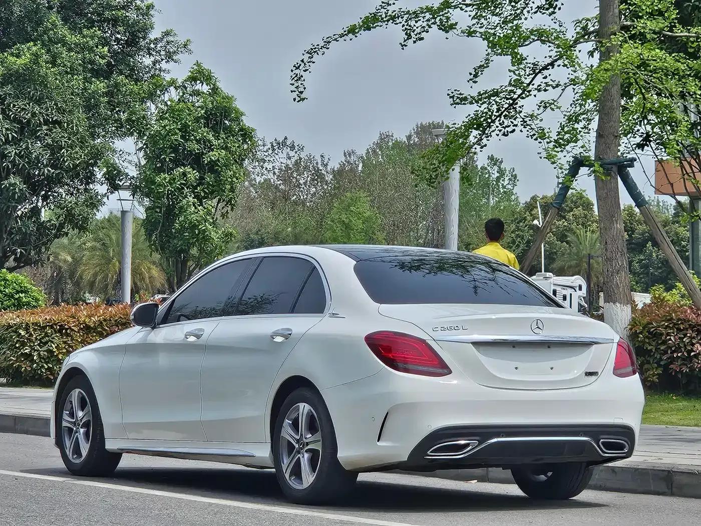 2021 Mercedes-Benz C-Class C 260 L Sport Edition — миниатюра 3