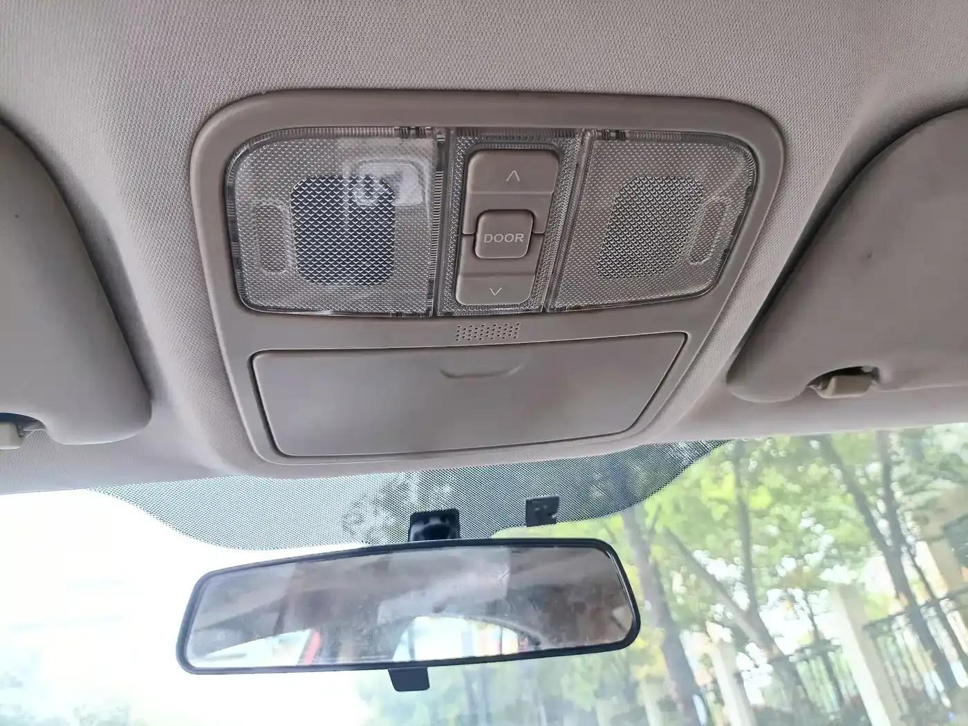 Changan Eado 2012 1.6L Automatic Deluxe (National IV Emission Standard) — миниатюра 20