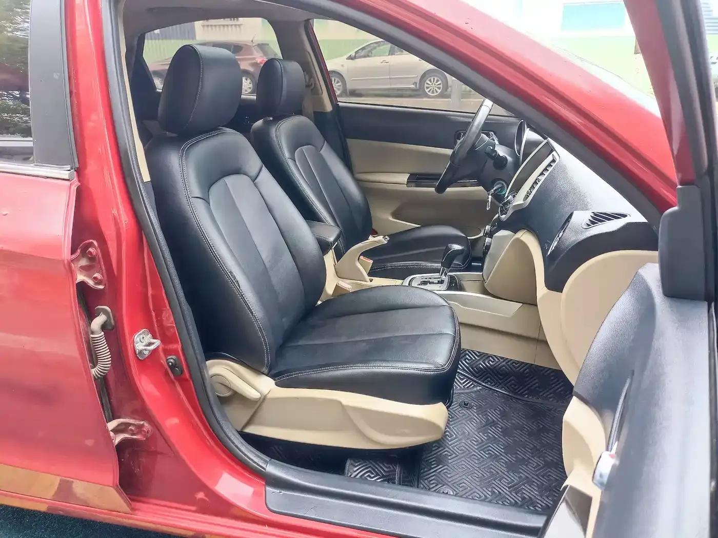 Changan Eado 2012 1.6L Automatic Deluxe (National IV Emission Standard) — миниатюра 31
