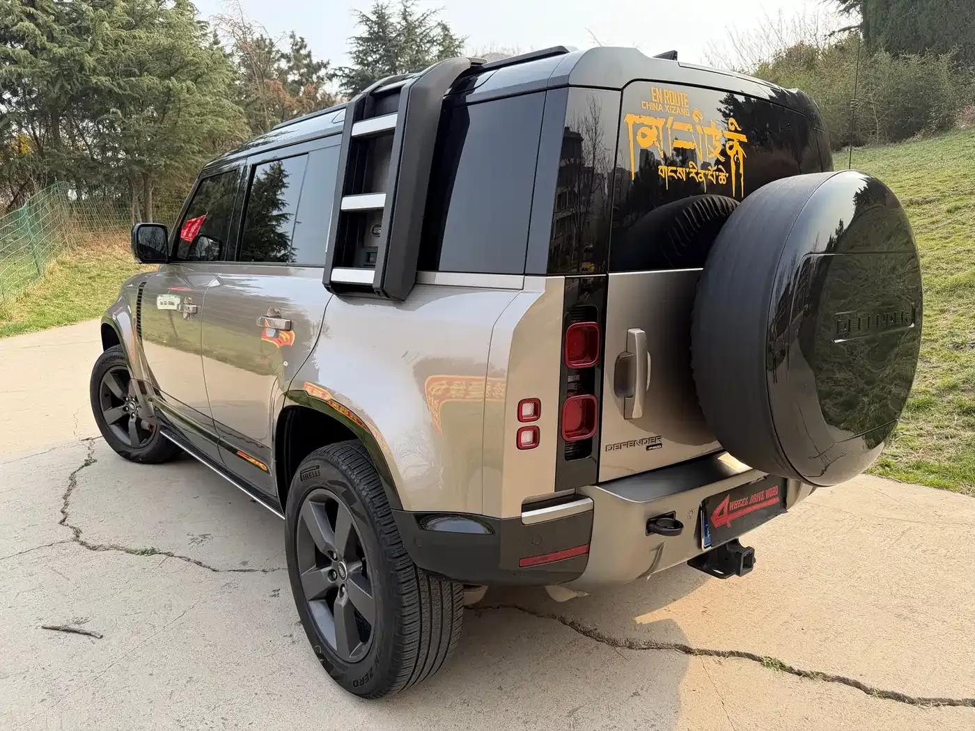 2022 Land Rover Defender 110 P400 X-DYNAMIC HSE — миниатюра 8
