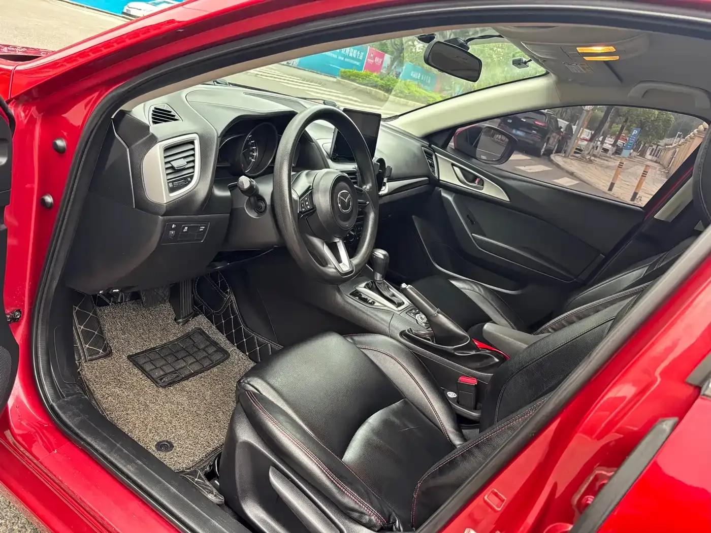 Mazda3 Axela 2017 Sedan 1.5L Automatic Comfort Model (China V Emission Standard) — миниатюра 4