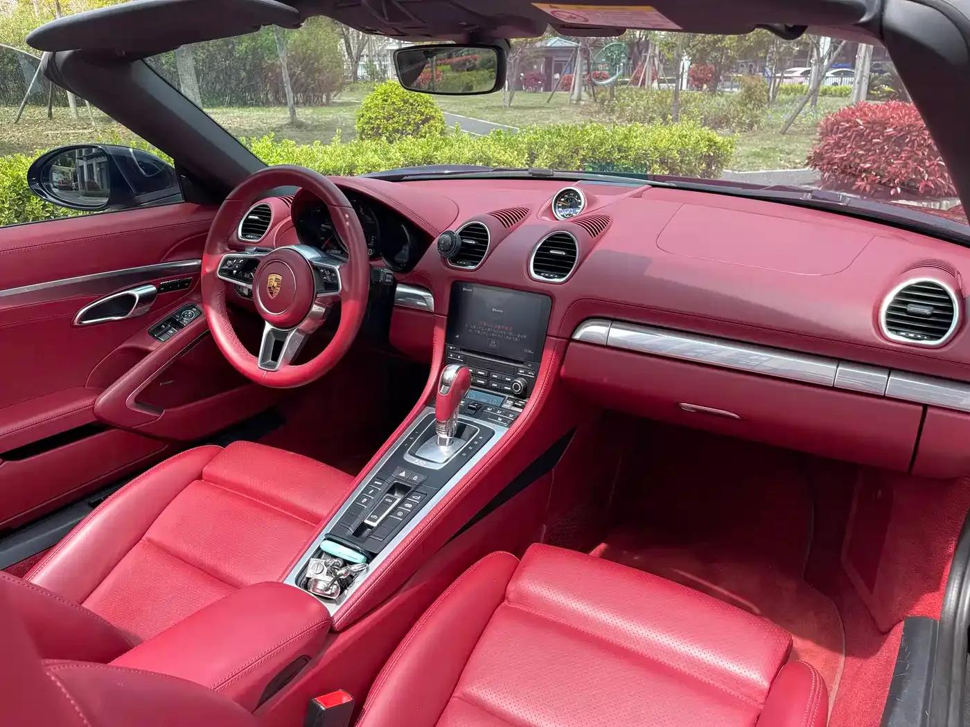 2020 Porsche 718 Boxster 2.0T — миниатюра 8