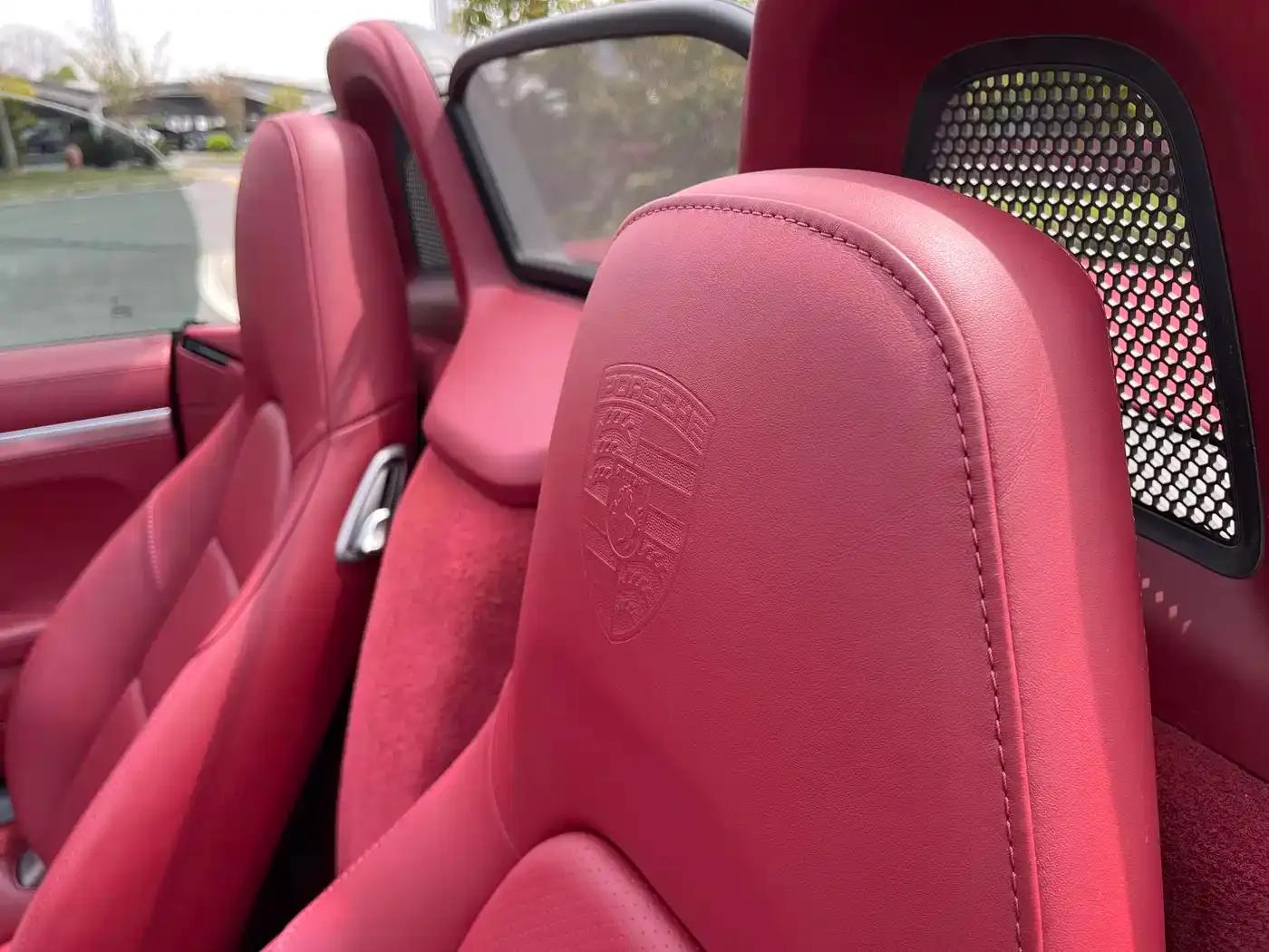 2020 Porsche 718 Boxster 2.0T — миниатюра 10