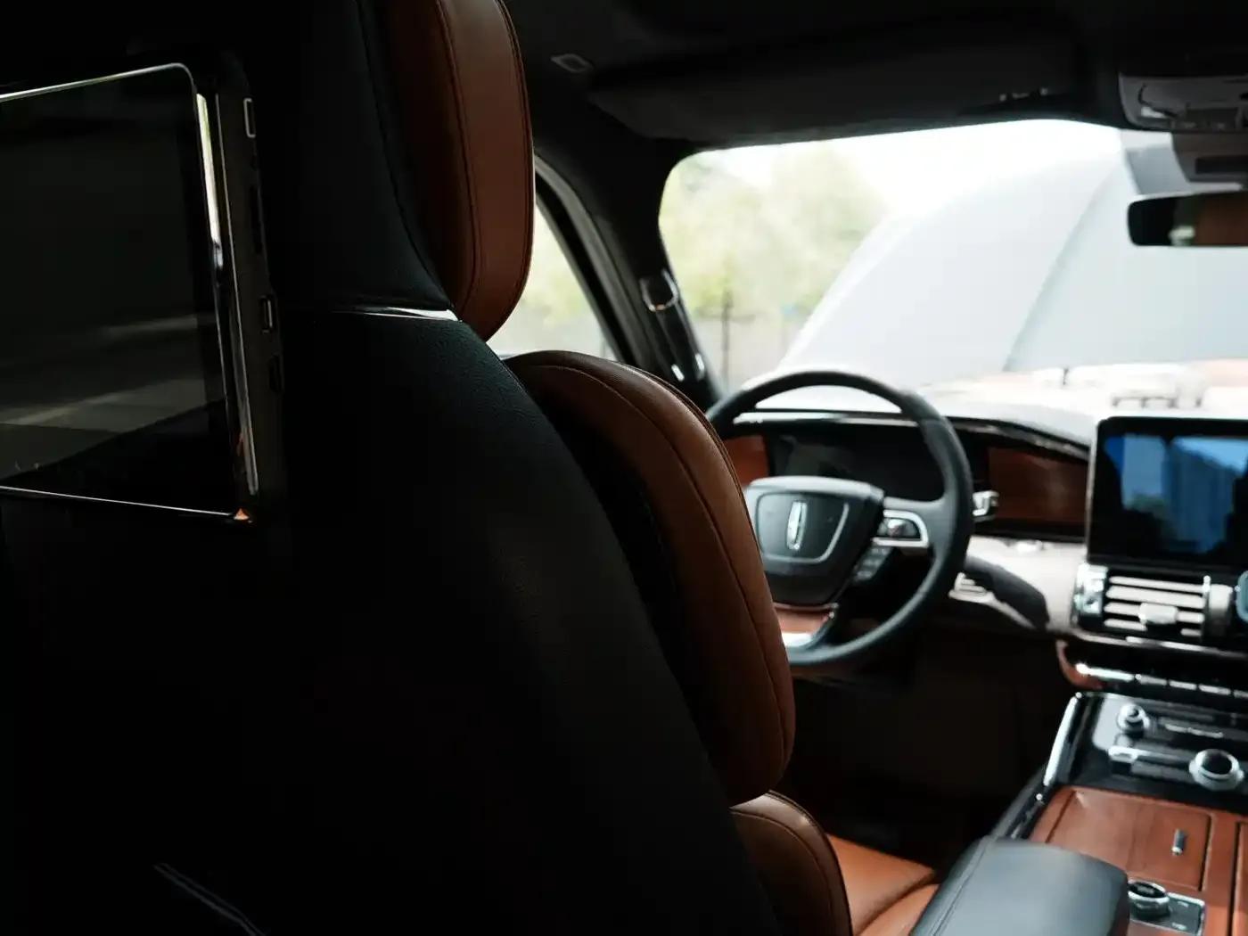 Navigator 2019 3.5T Premium Edition (China VI Emission Standard) — миниатюра 9