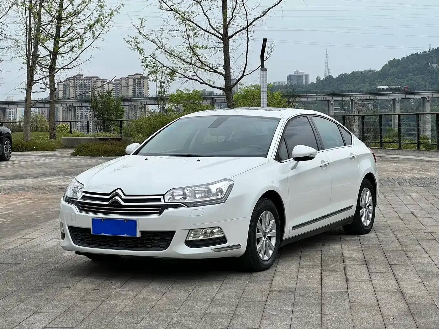 Citroën C5 2013 2.0L Automatic Premium Edition — миниатюра 1