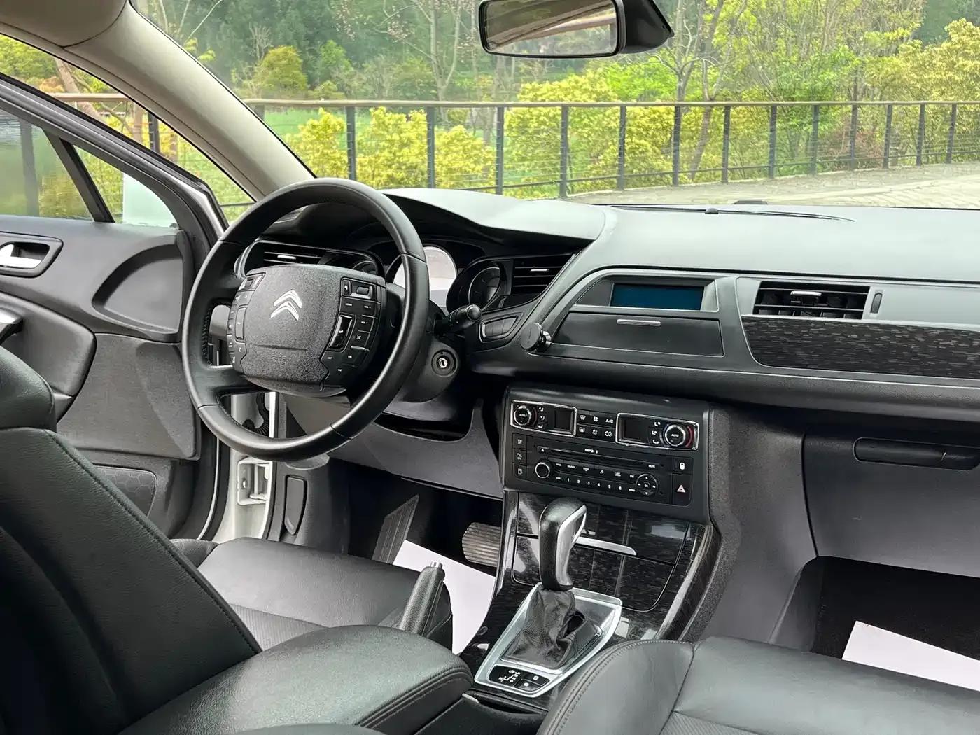 Citroën C5 2013 2.0L Automatic Premium Edition — миниатюра 7