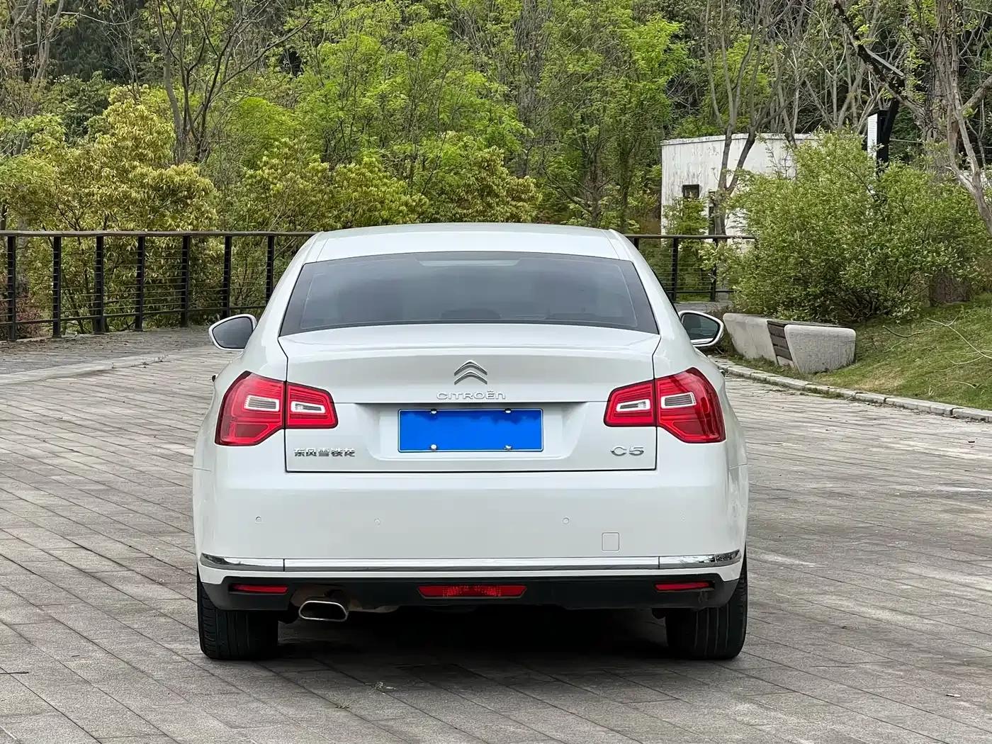 Citroën C5 2013 2.0L Automatic Premium Edition — миниатюра 8