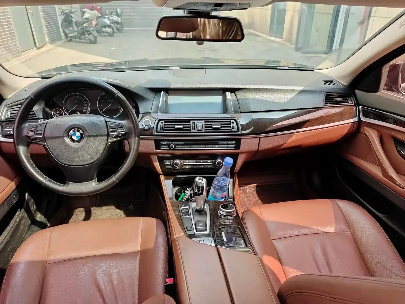 BMW 5 Series 2013 525Li Leading Edition — миниатюра 6