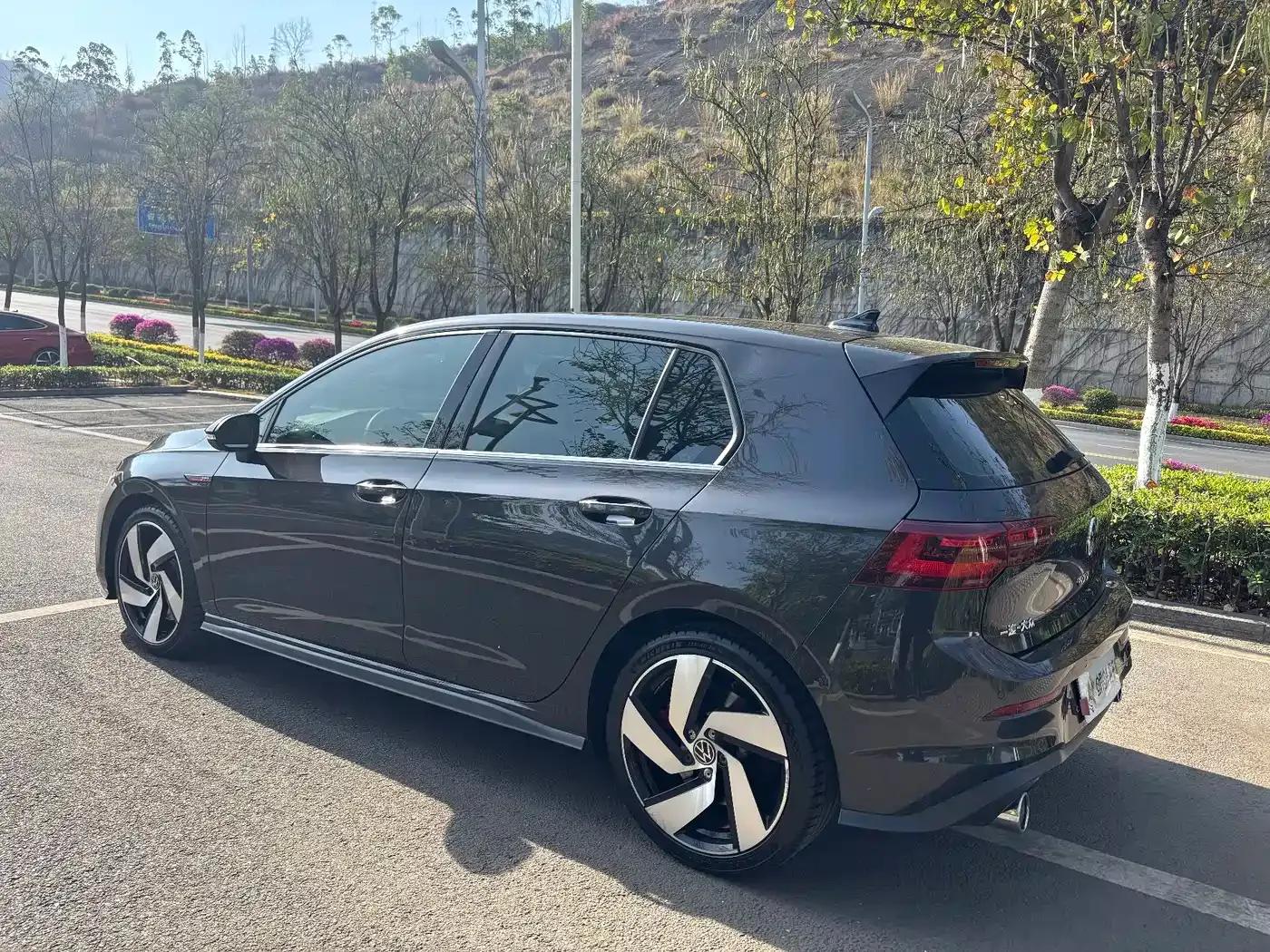2021 Golf GTI 380TSI DSG GTI — миниатюра 4