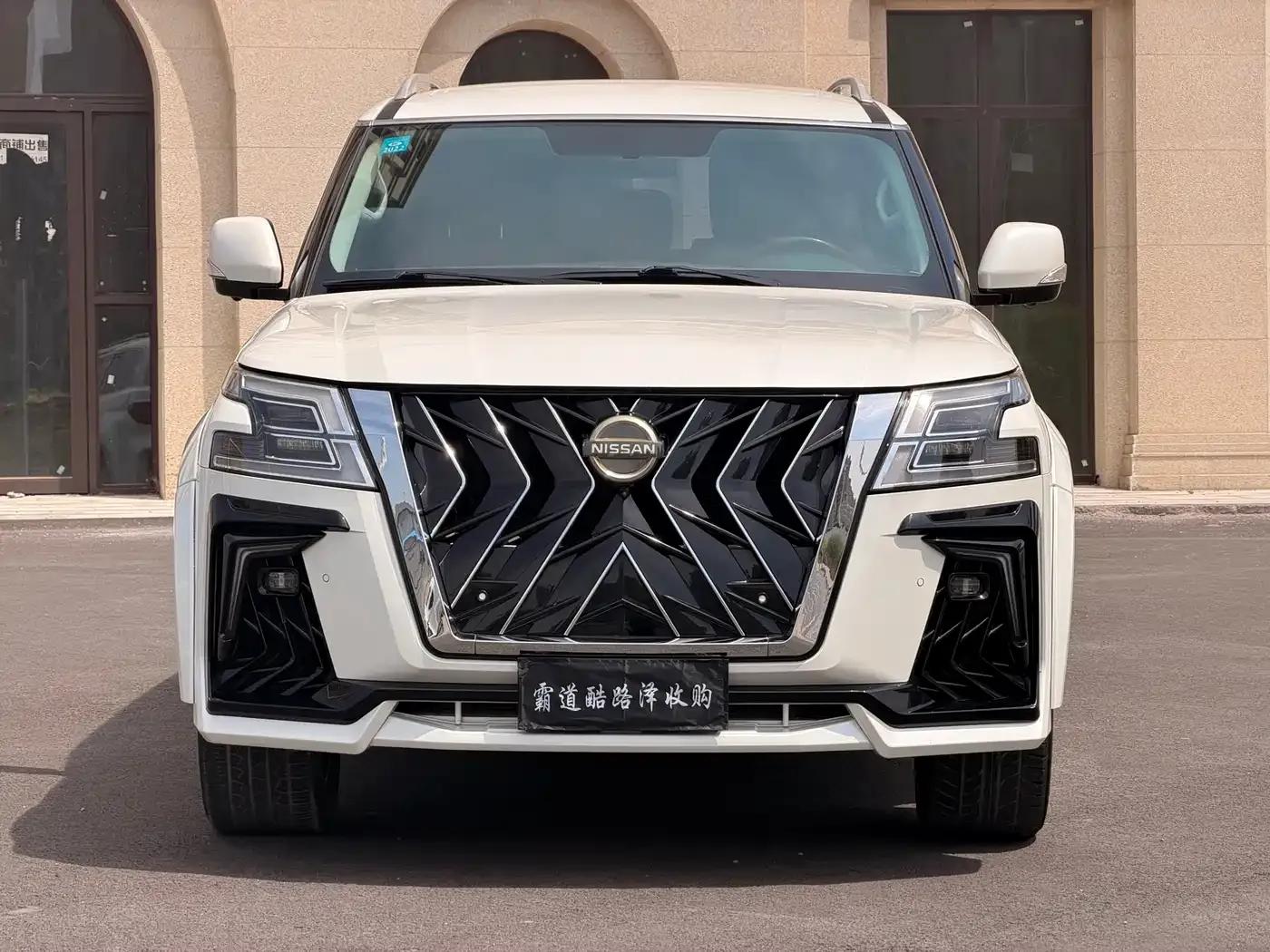 Nissan Patrol 2018 4.0L Flagship Edition — миниатюра 3