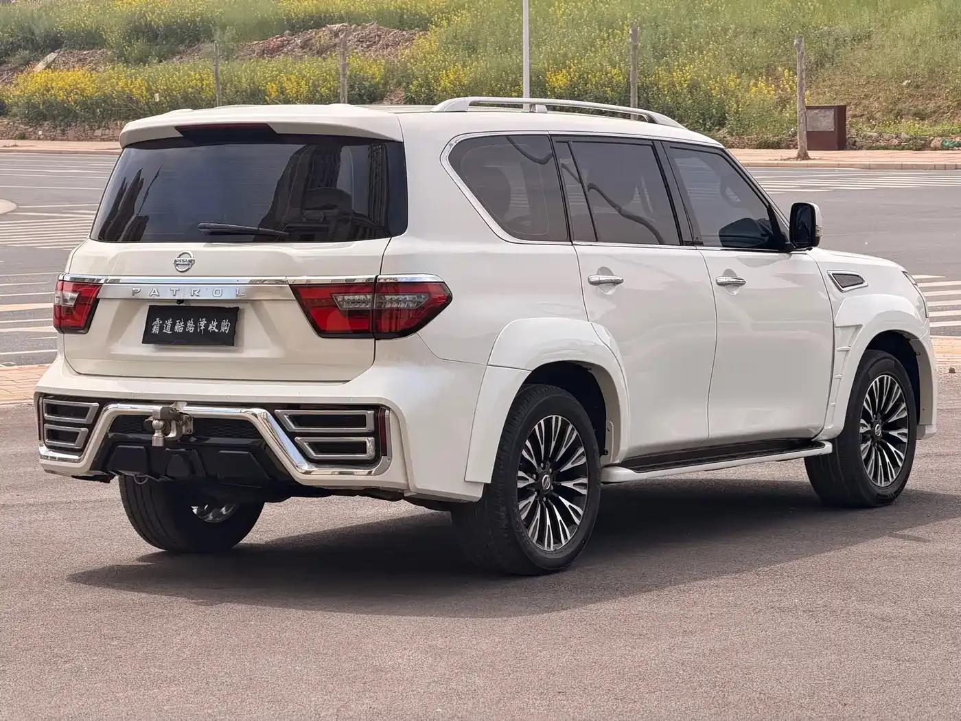Nissan Patrol 2018 4.0L Flagship Edition — миниатюра 6