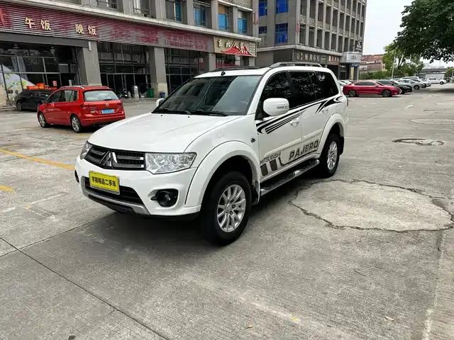 2013 Pajero Sport 3.0L Automatic 2WD Luxury Edition
