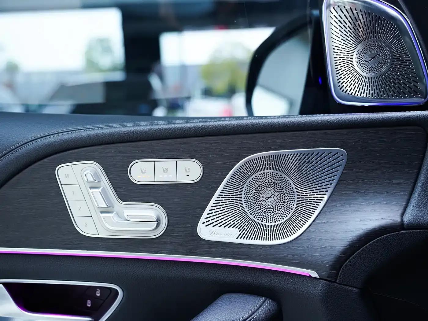 2021 Mercedes-Benz GLS 450 (US Spec) — миниатюра 6