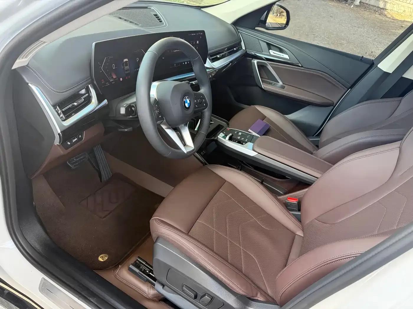2023 BMW X1 sDrive20Li X Design Package — миниатюра 4