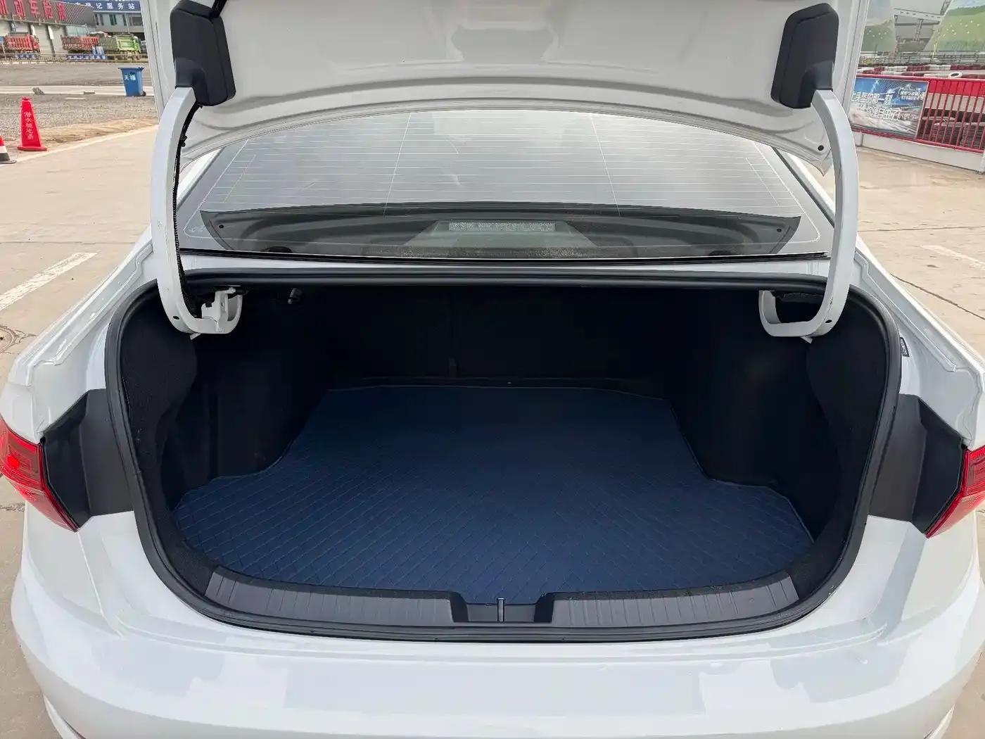 2021 Volkswagen Sagitar 280TSI DSG Comfort Smart Edition — миниатюра 17