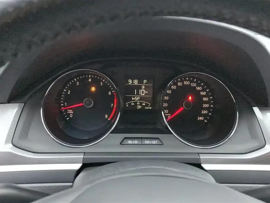 2018 Volkswagen Bora 1.5L Automatic Fashion Edition — миниатюра 14