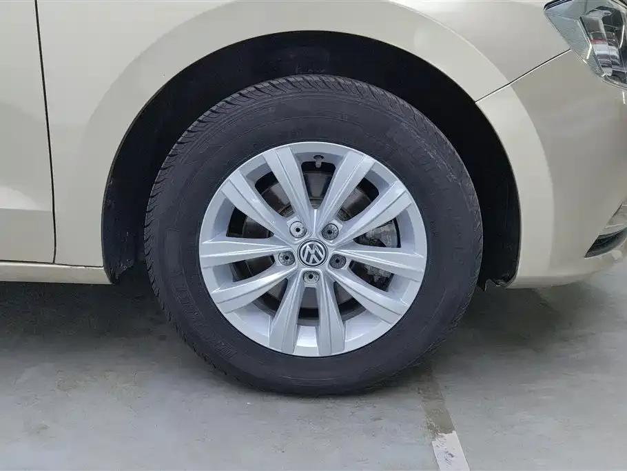 2018 Volkswagen Bora 1.5L Automatic Fashion Edition — миниатюра 6