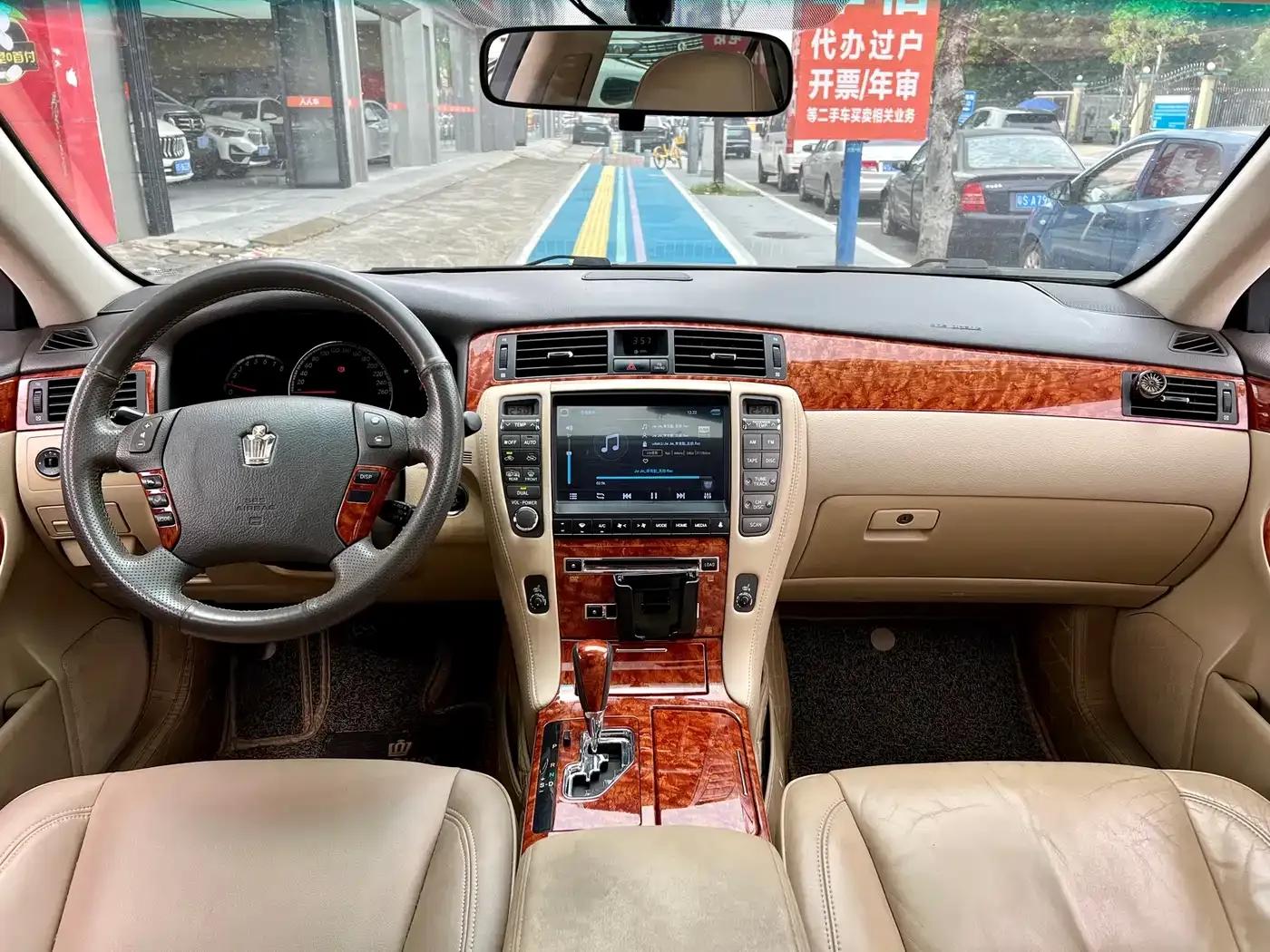 Crown 2007 3.0L Royal Saloon Navigation — миниатюра 9