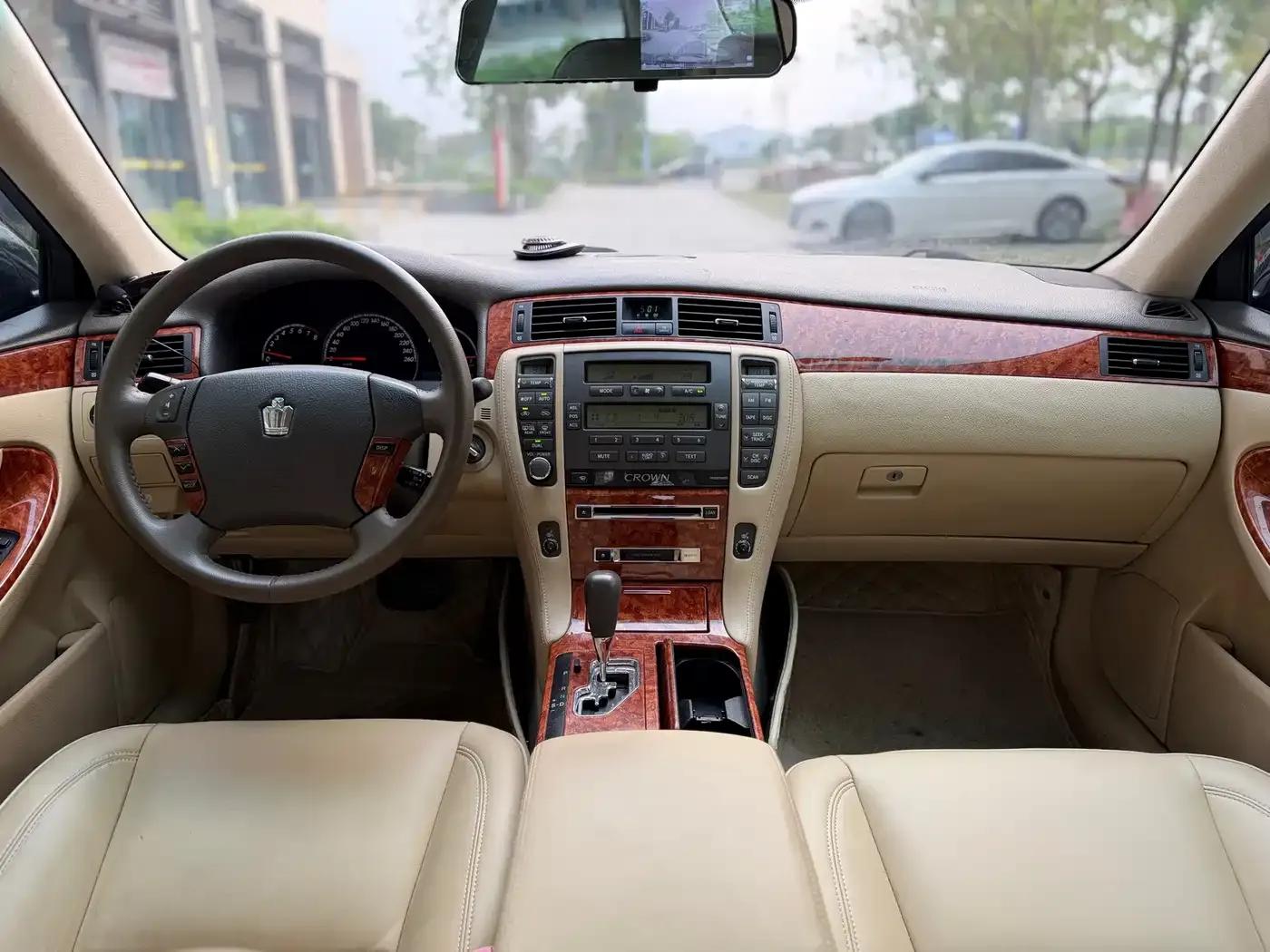 Crown 2006 2.5L Royal Leather Edition — миниатюра 8