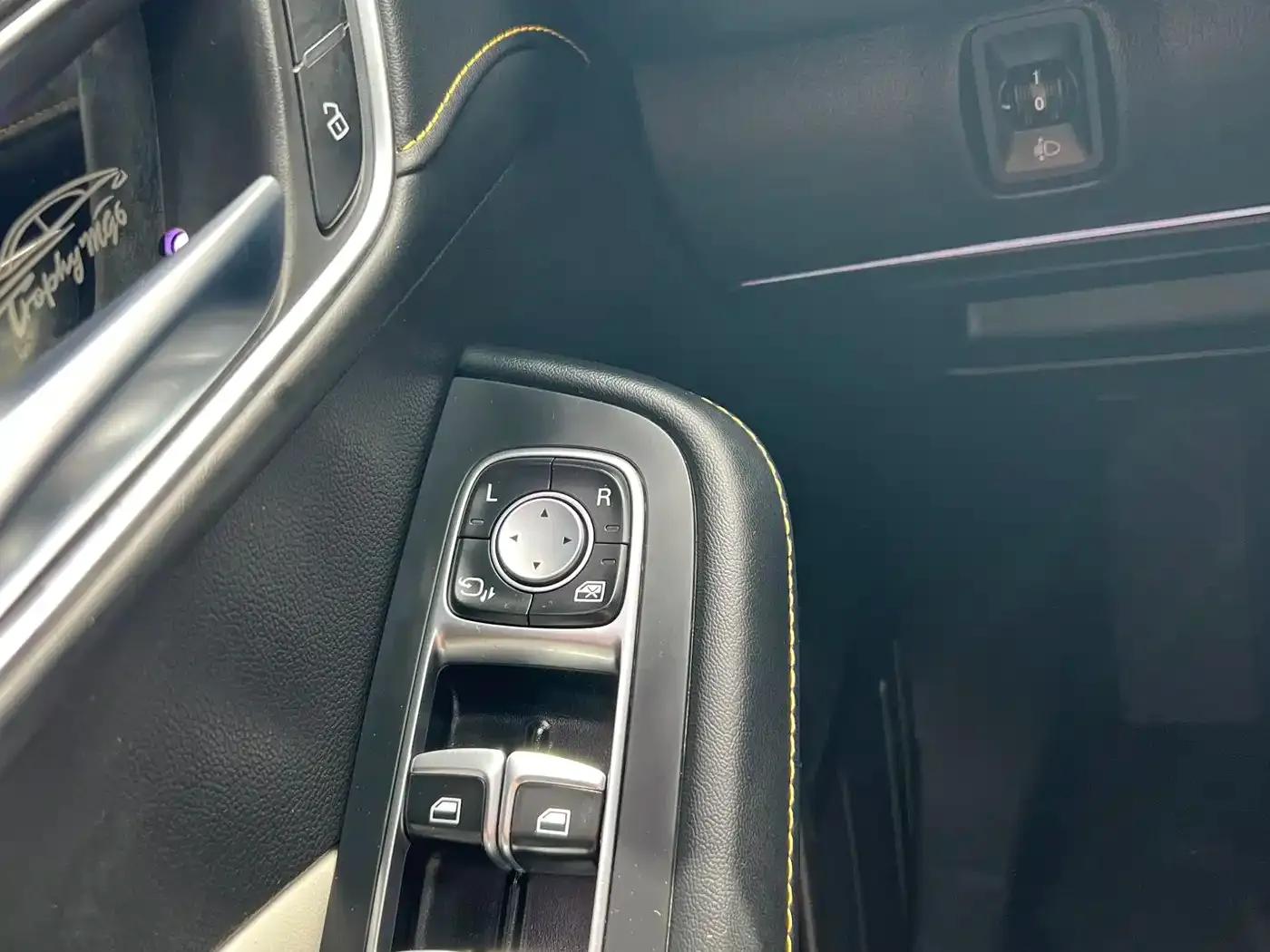 MG6 2021 Pro 1.5T Automatic Trophy Luxury Edition — миниатюра 17
