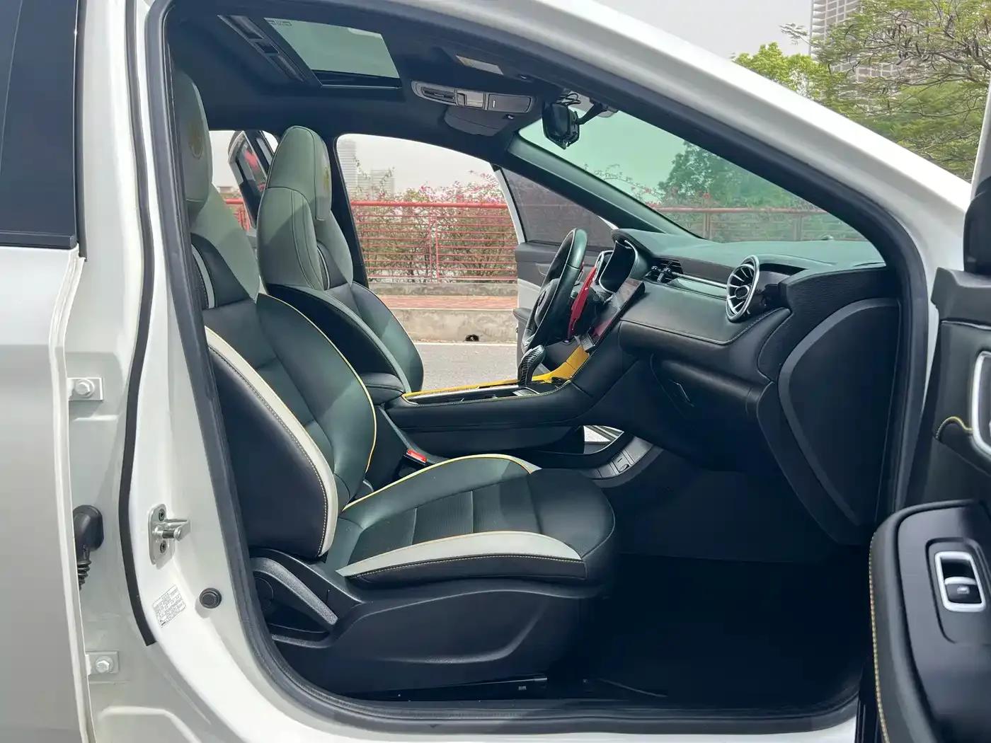 MG6 2021 Pro 1.5T Automatic Trophy Luxury Edition — миниатюра 4