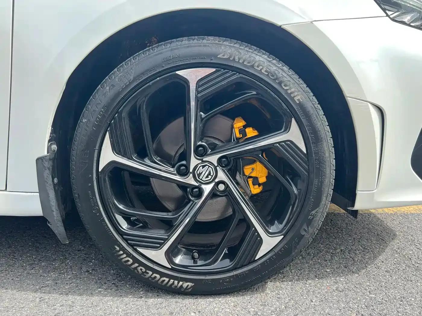 MG6 2021 Pro 1.5T Automatic Trophy Luxury Edition — миниатюра 9