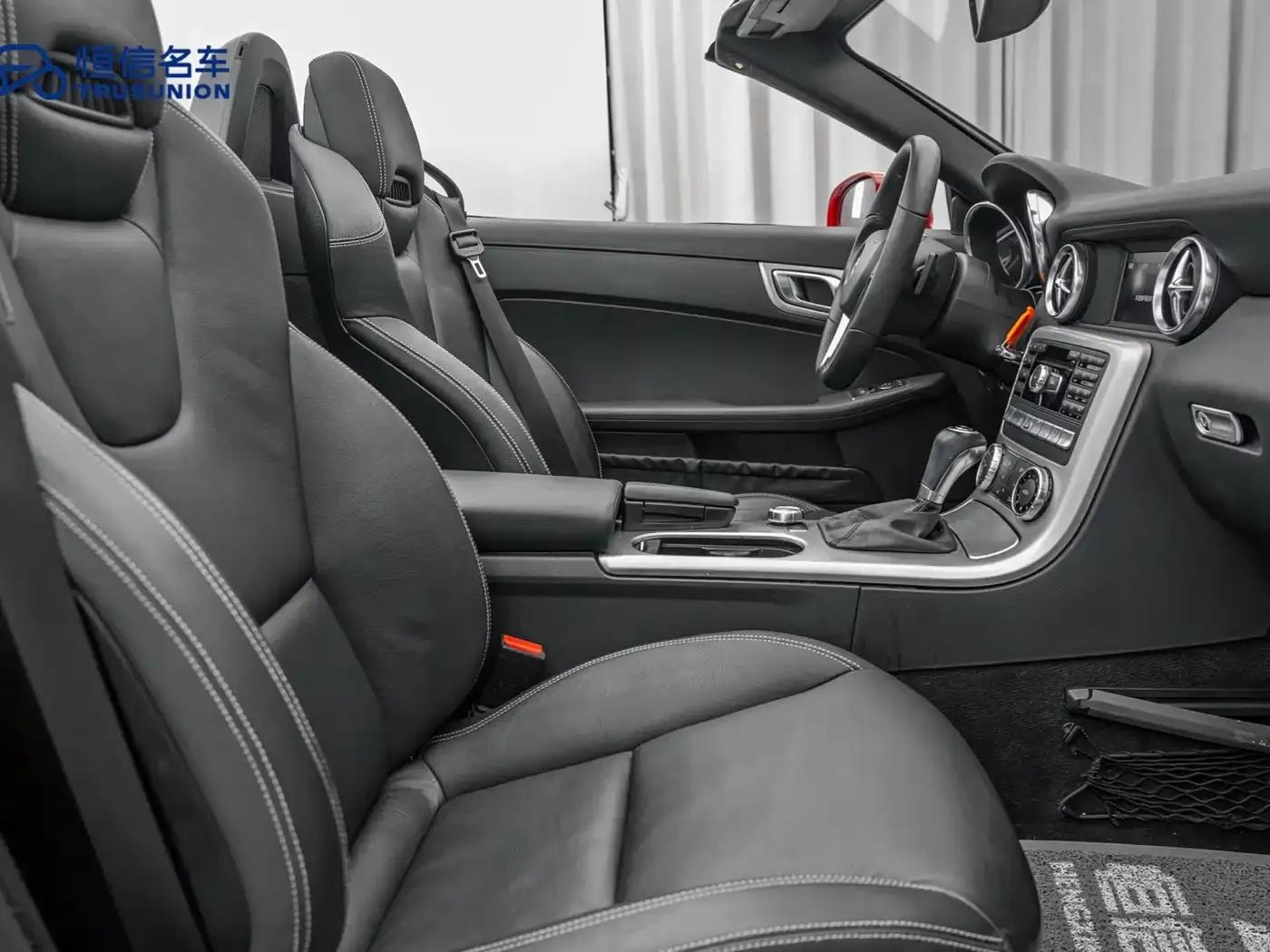 Mercedes-Benz SLK-Class 2011 SLK 200 Fashion Edition — миниатюра 16