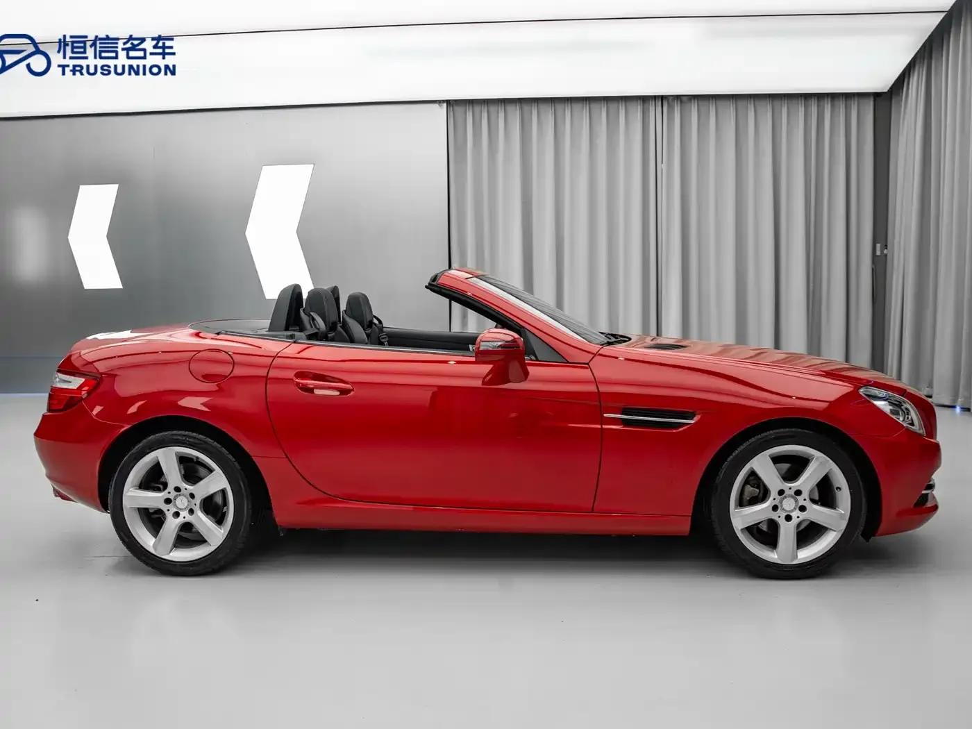 Mercedes-Benz SLK-Class 2011 SLK 200 Fashion Edition — миниатюра 4