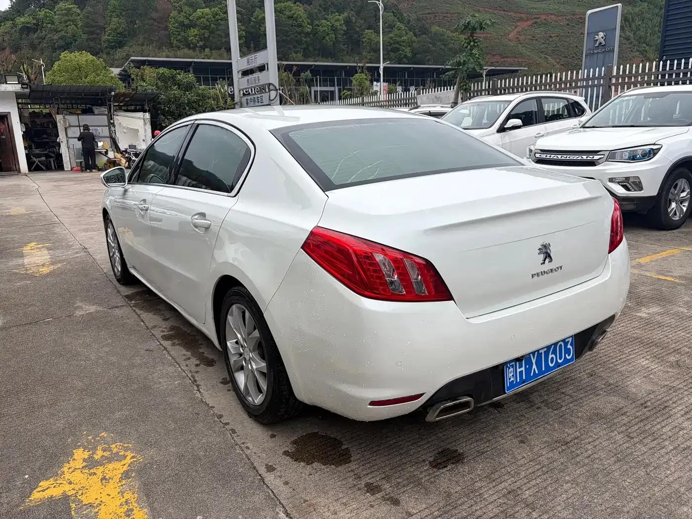 Peugeot 508 2012 2.3L Roland Garros Edition — миниатюра 7