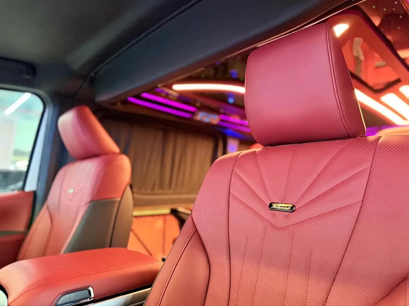2025 HIACE 3.5L Automatic — миниатюра 6