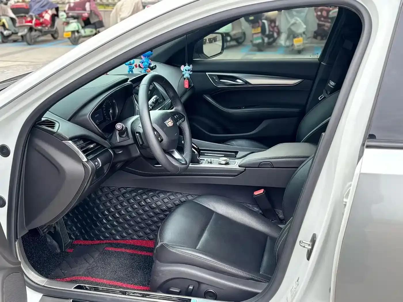 2023 Cadillac CT5 28T Luxury (Standard Edition) — миниатюра 4